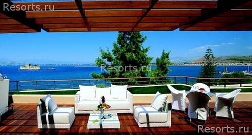 Amphitryon Hotel 21